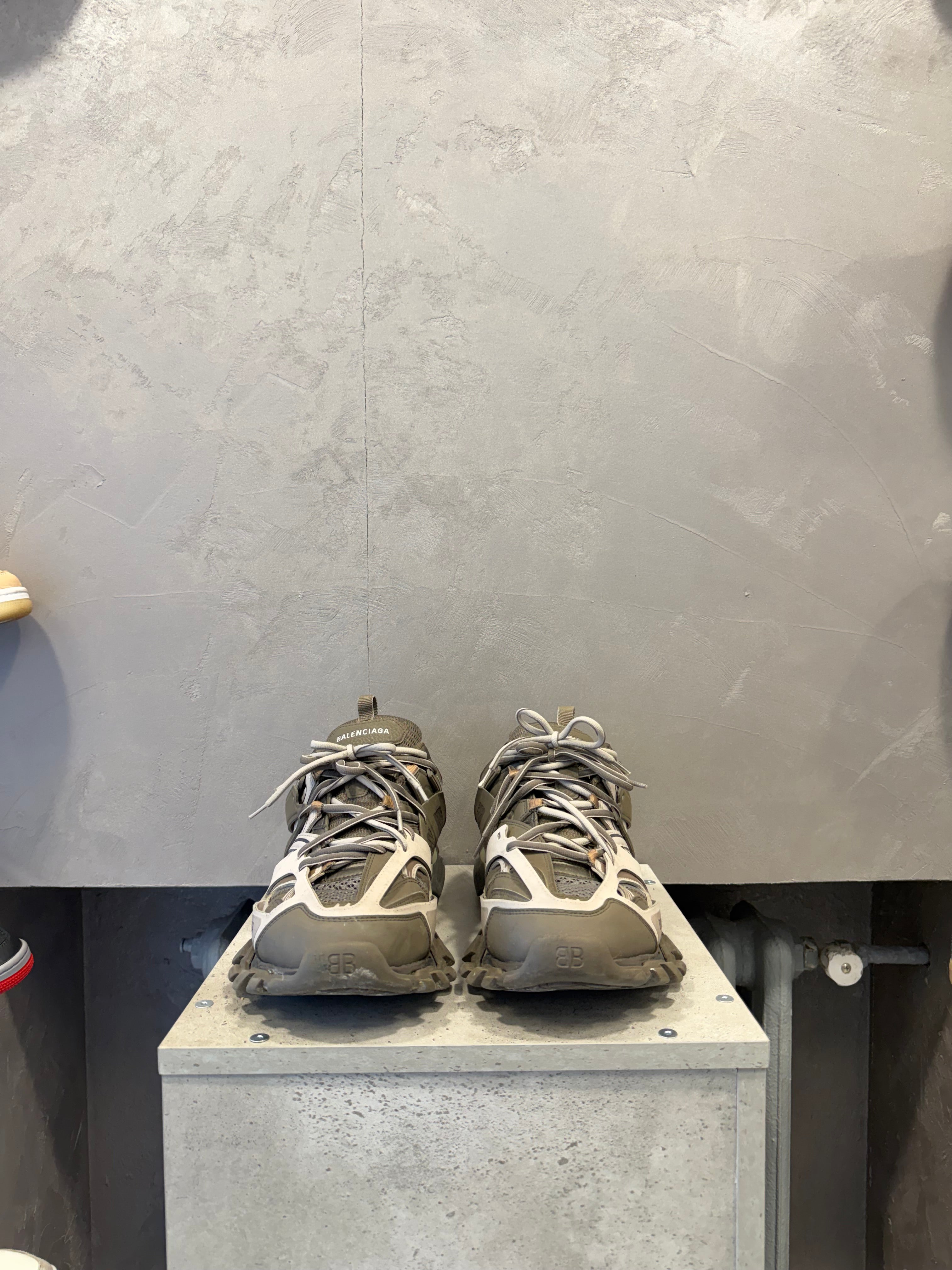 Balenciaga Track Brown Beige (44 EU)