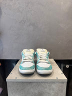 Nike Dunk Low SB April Skateboard (42,5 EU)