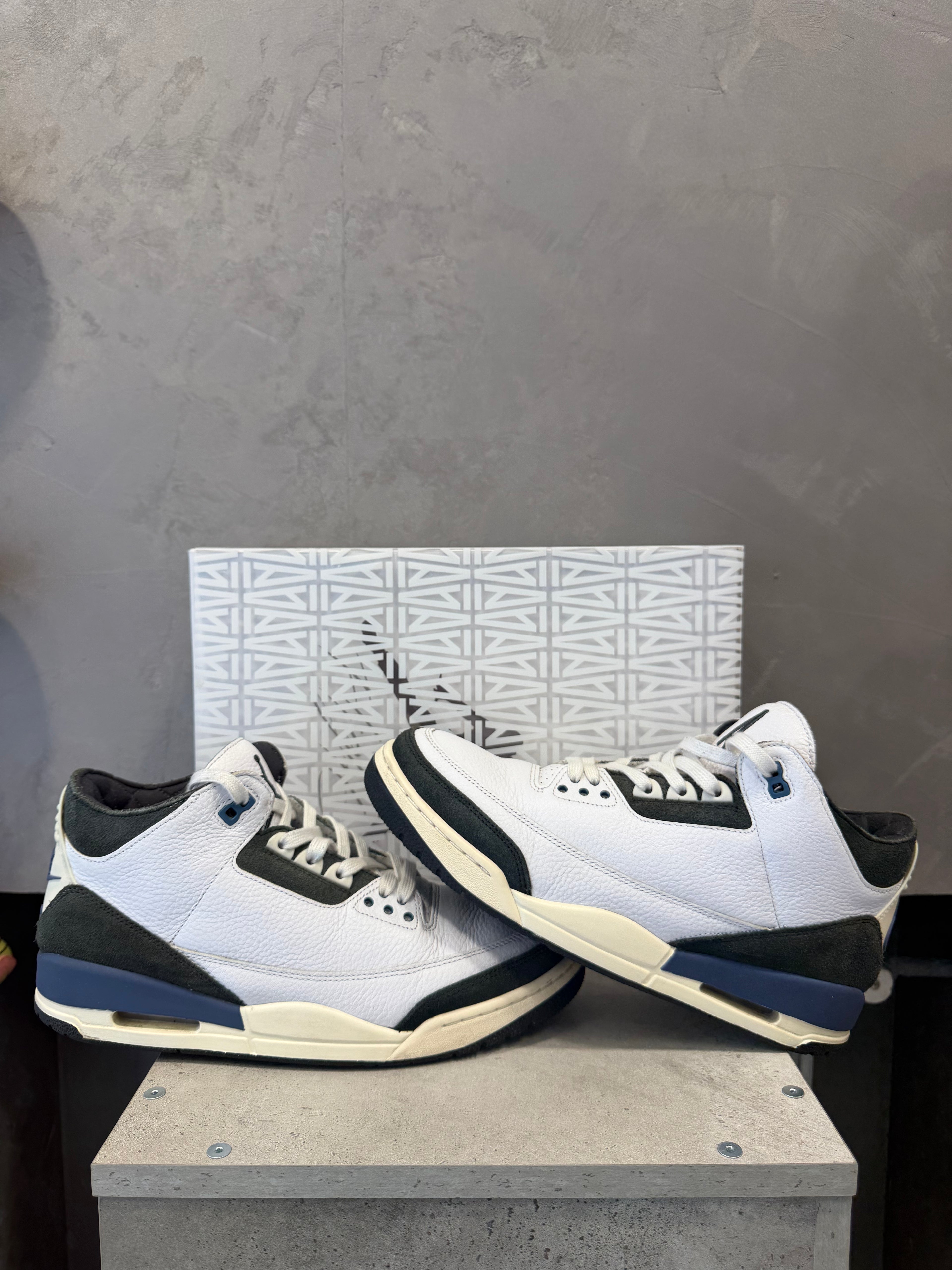 Air Jordan 3 Retro OG SP A Ma Maniére Diffused Blue (45 EU)