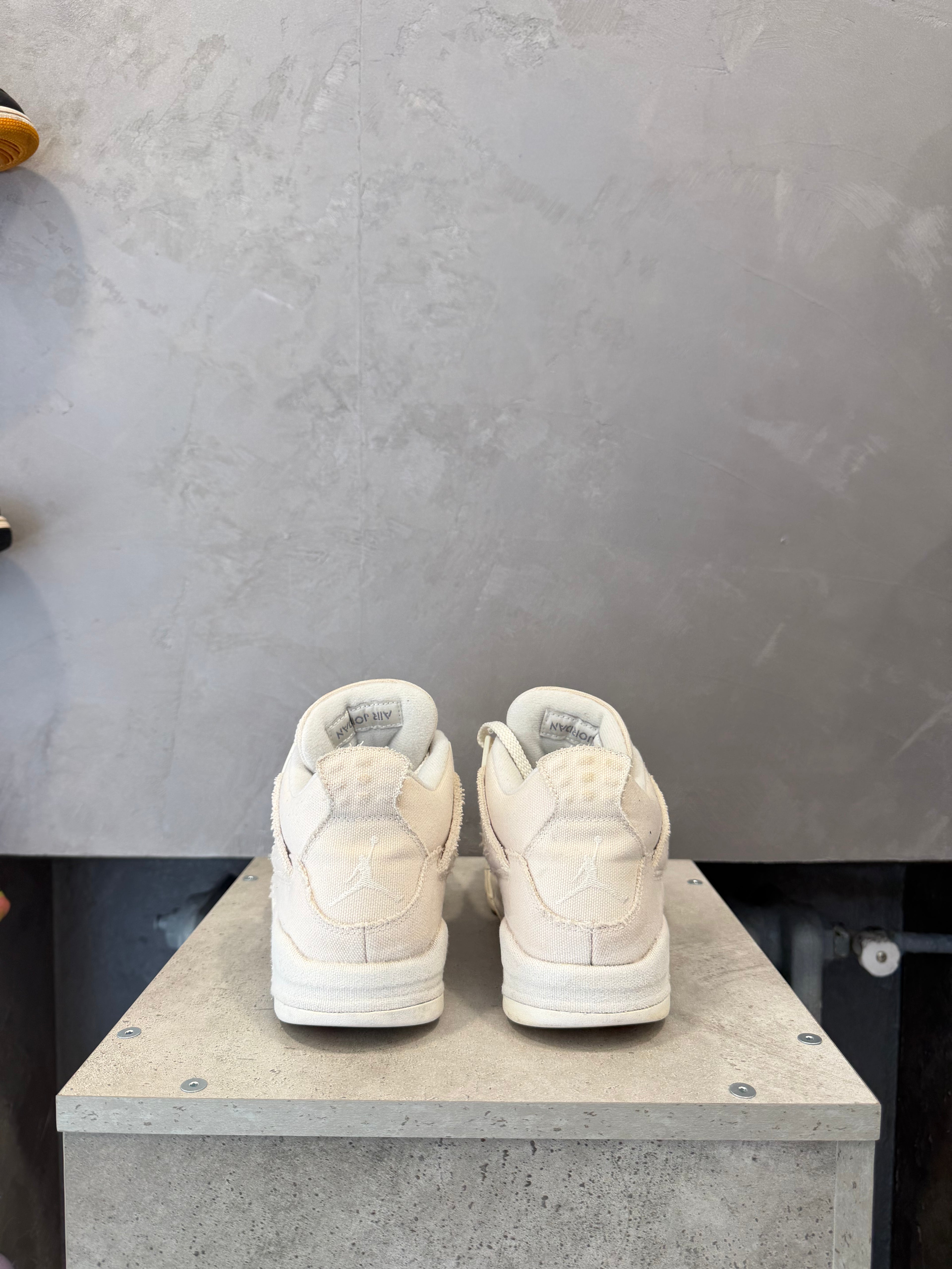 Air Jordan 4 Retro Blank Canvas (39 EU)