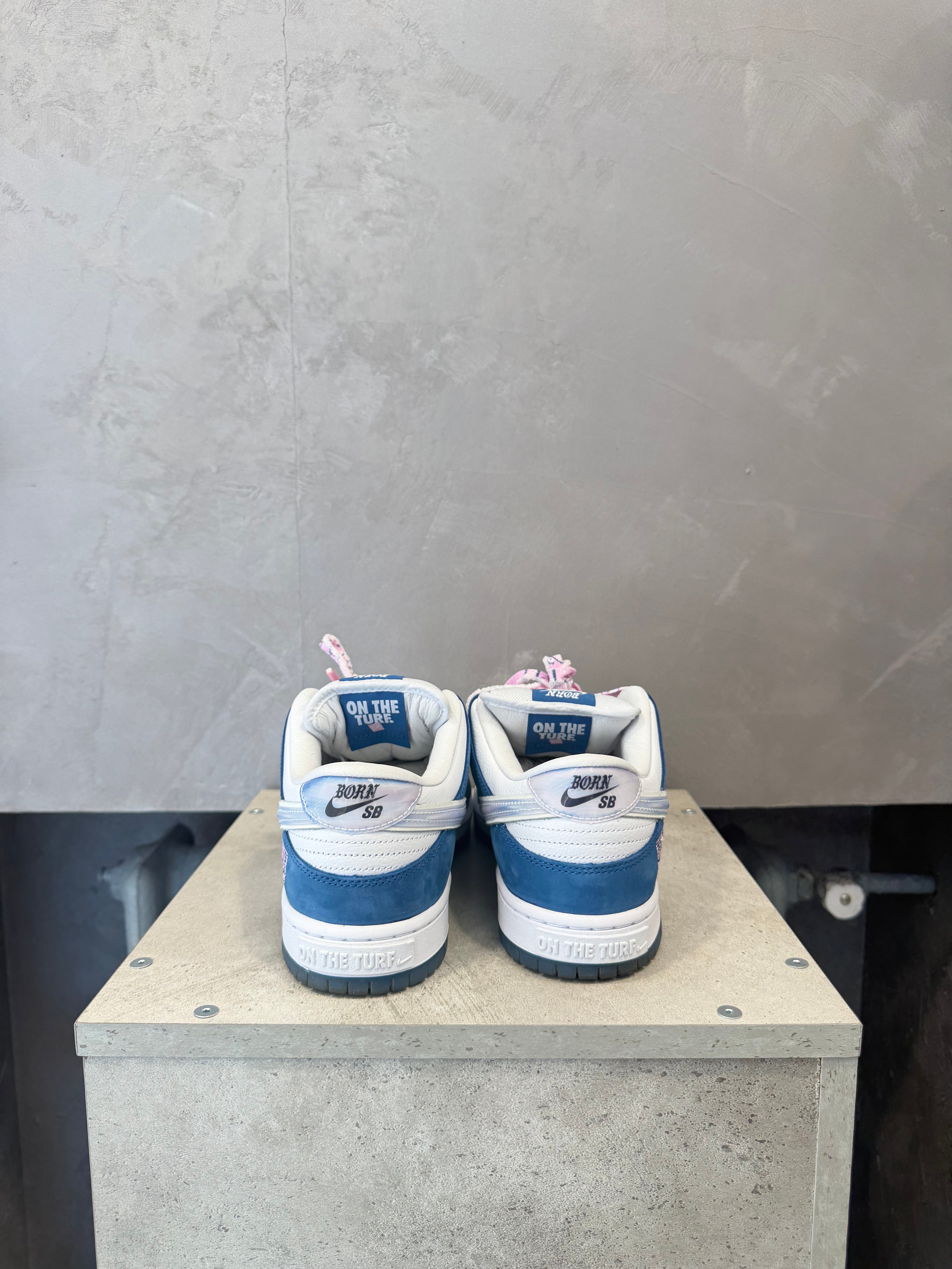 Nike SB Dunk Low Born X Raised One Block At A Time (42,5 EU)