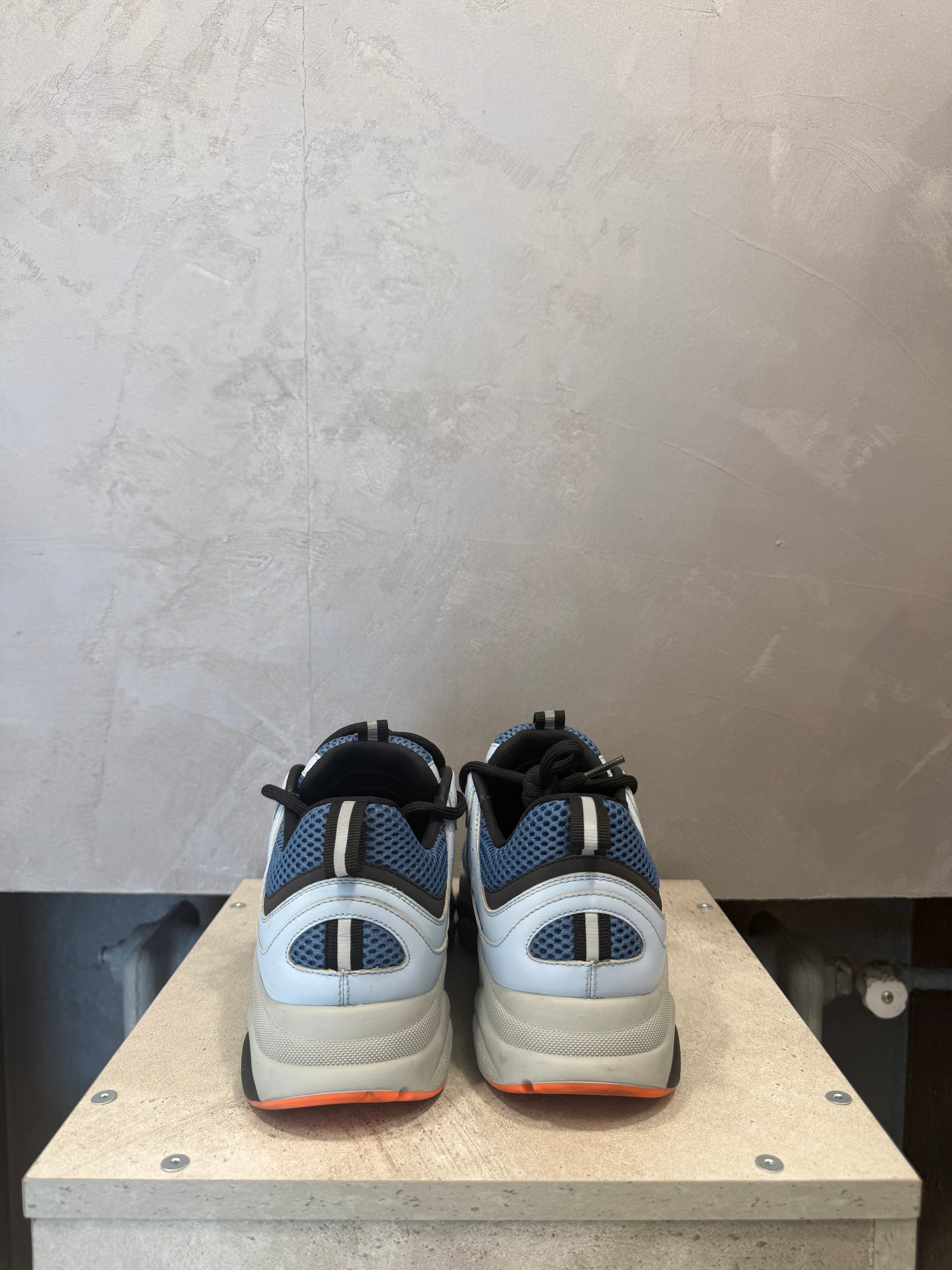 Dior B22 Light Blue Orange (40 EU)