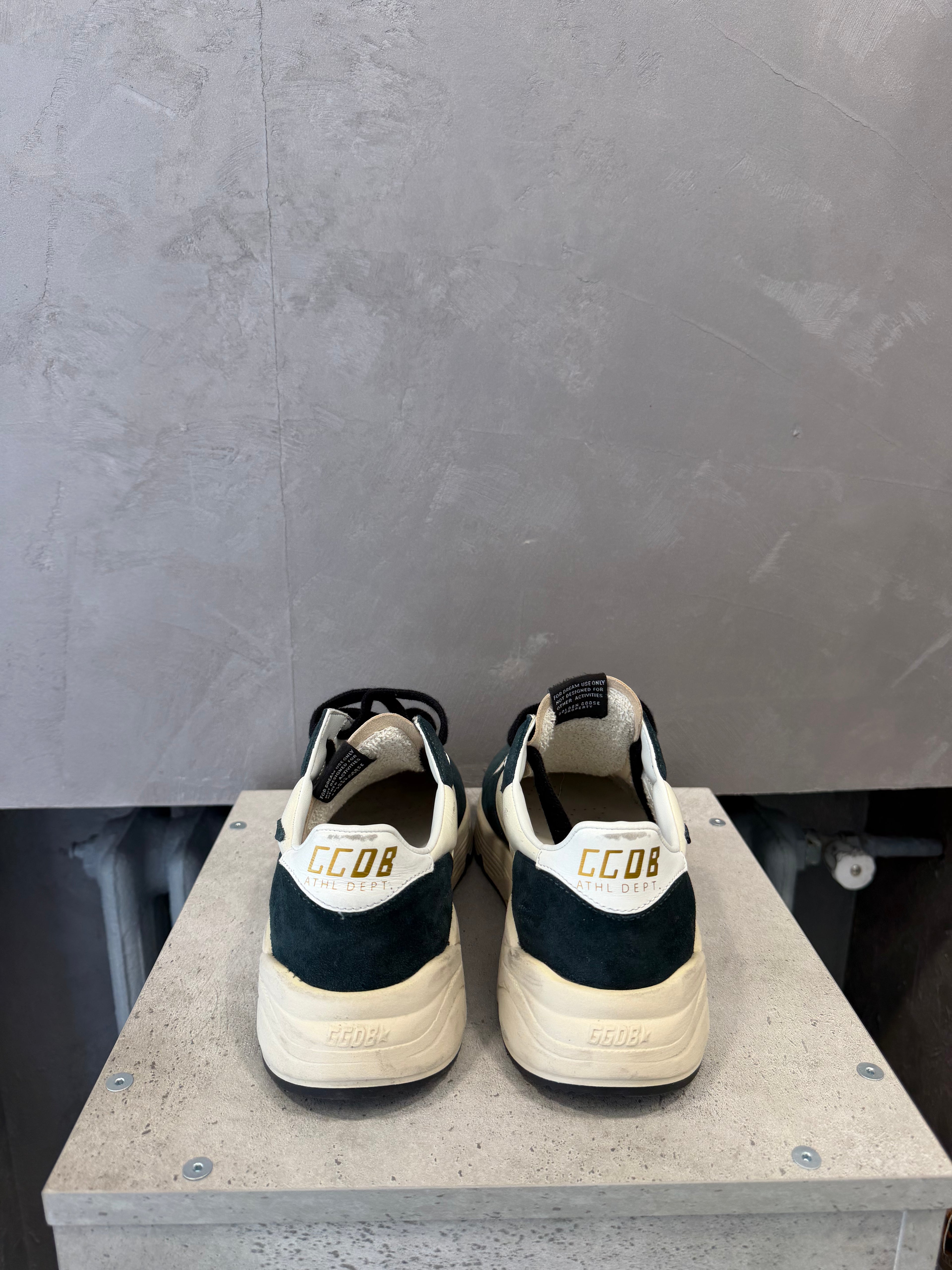 Golden Goose Homme Running Sole Cuir Vert (40 EU)