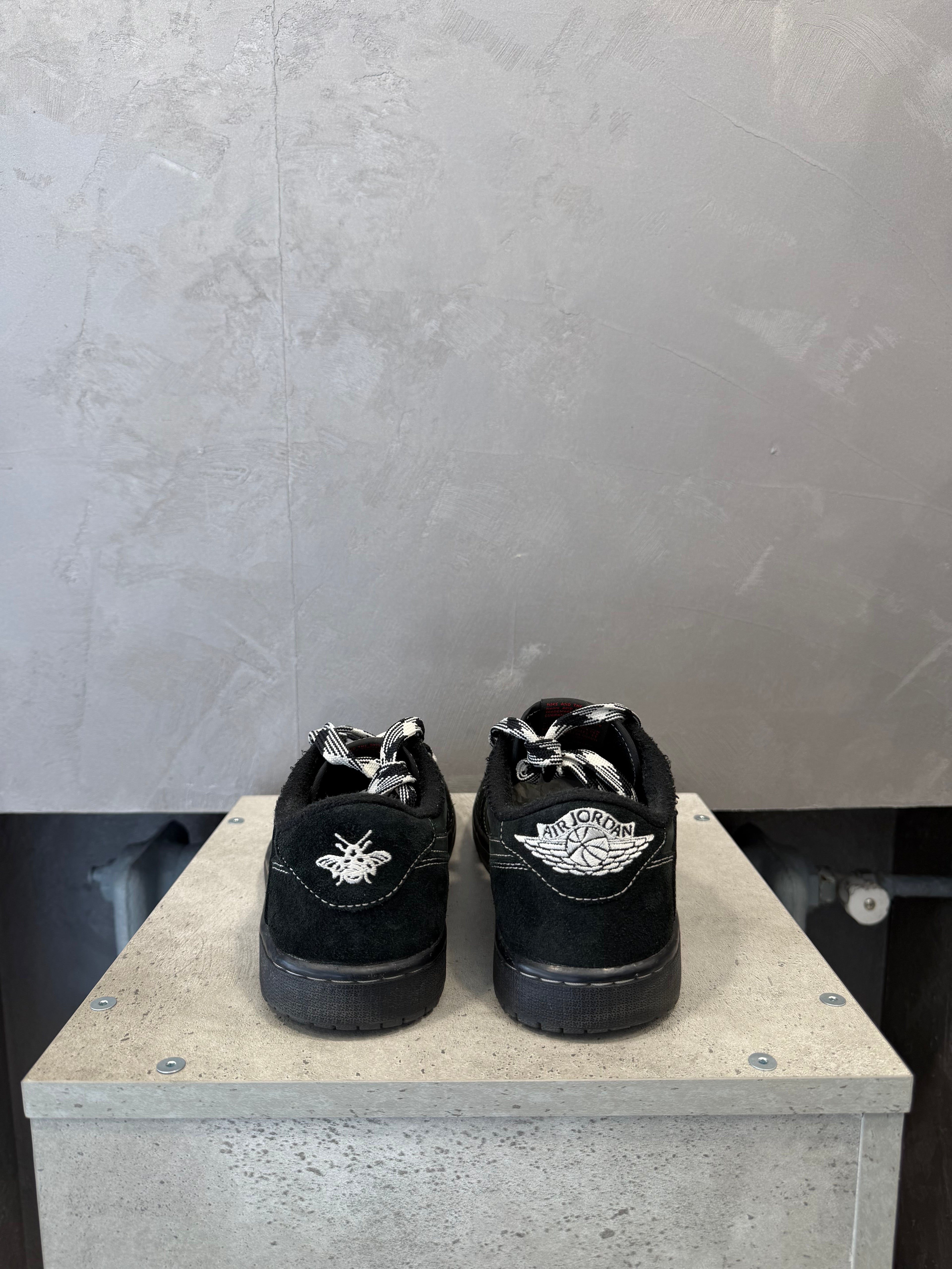 Air Jordan 1 Low Retro OG SP Travis Scott Black Phantom (41 EU)