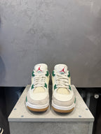 Air Jordan 4 SB Pine Green (44,5 EU)