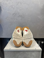 Air Jordan 4 SB Pine Green (44,5 EU)