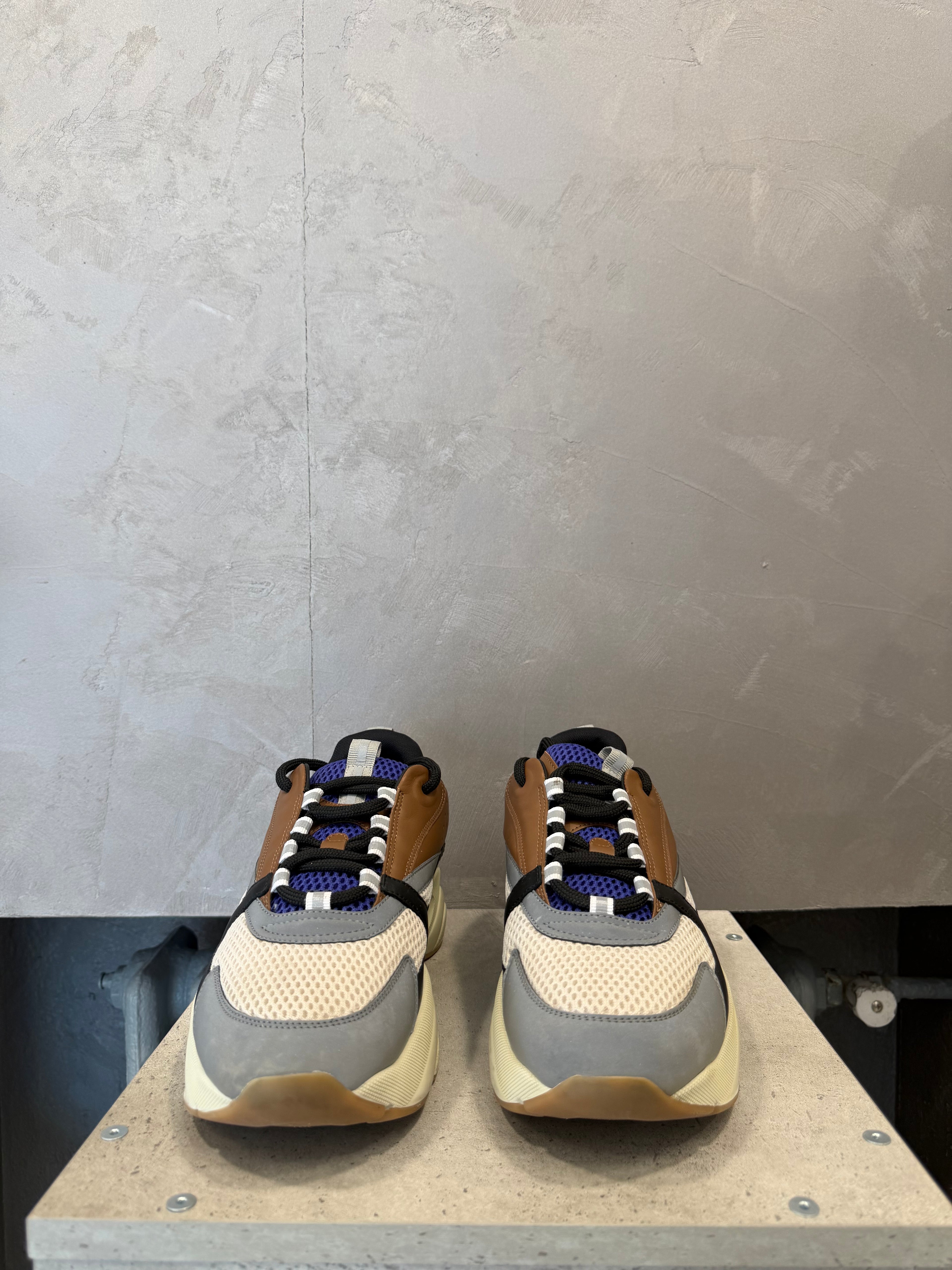 Dior B22 Violet Cream Coffee Black (44 EU)