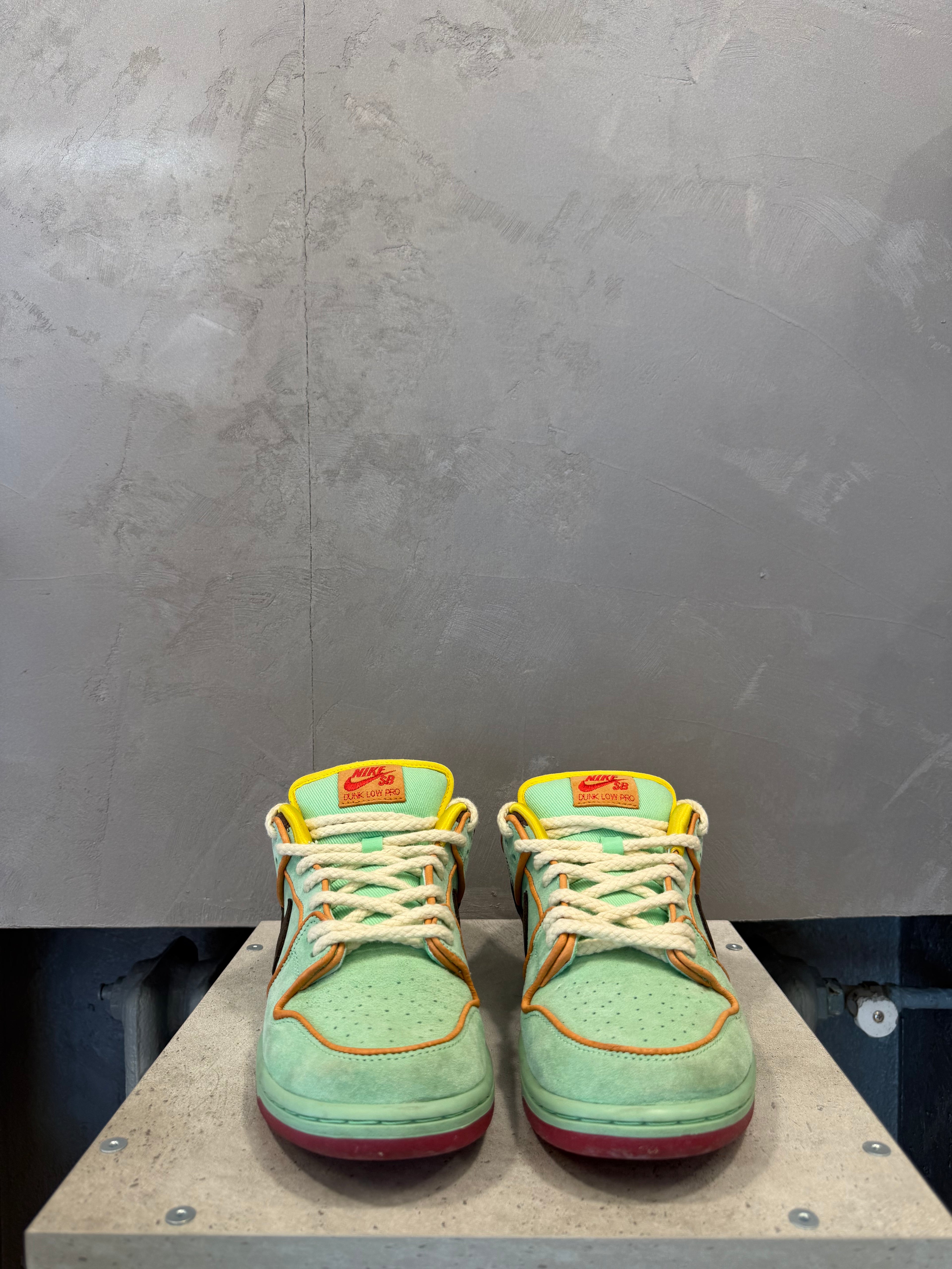 Nike SB Dunk Low Rodeo Tourmaline (43 EU)