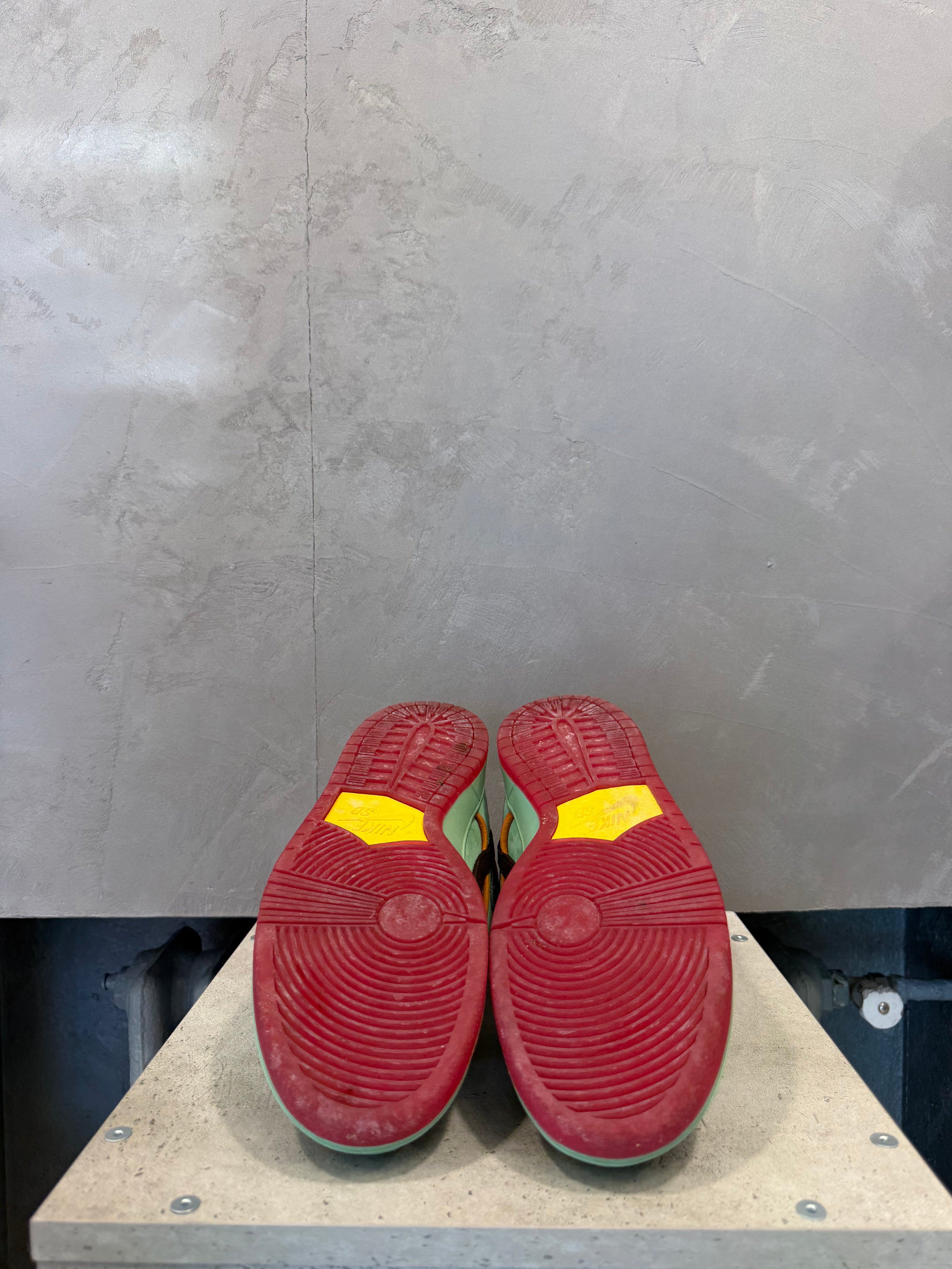 Nike SB Dunk Low Rodeo Tourmaline (43 EU)