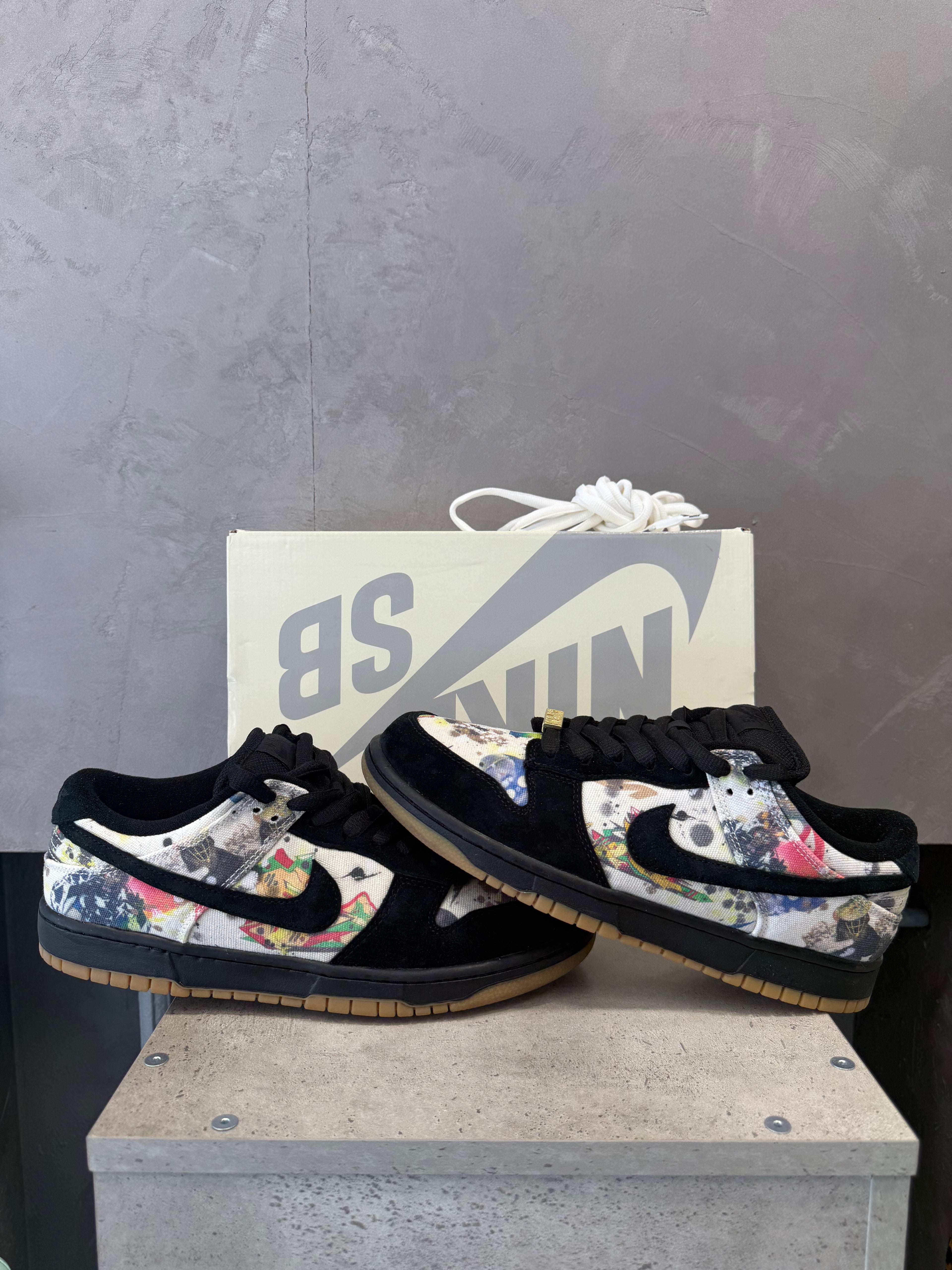 Nike SB Dunk Low Supreme Rammellzee (43 EU)