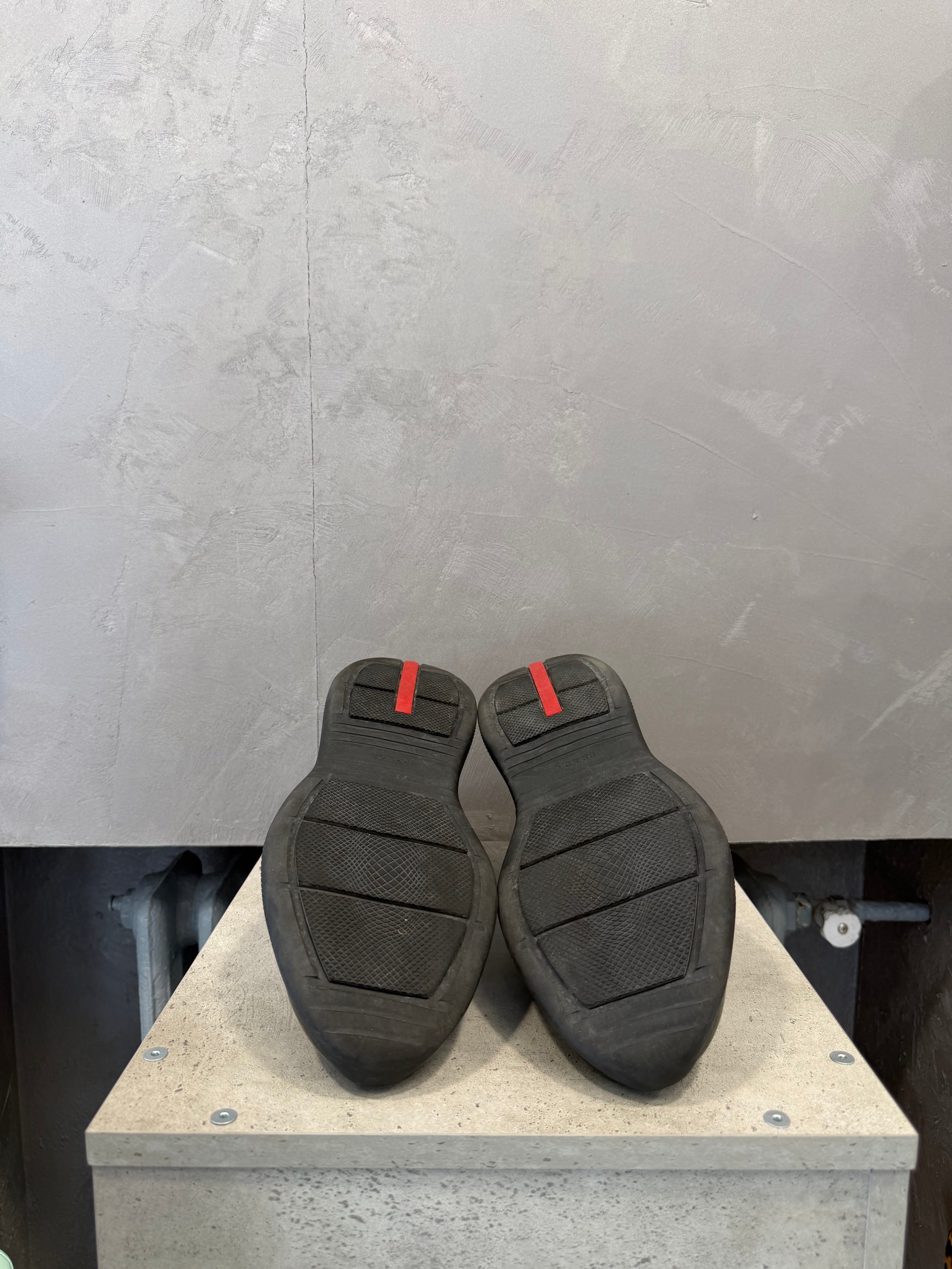 Prada America's Cup Black (44 EU)
