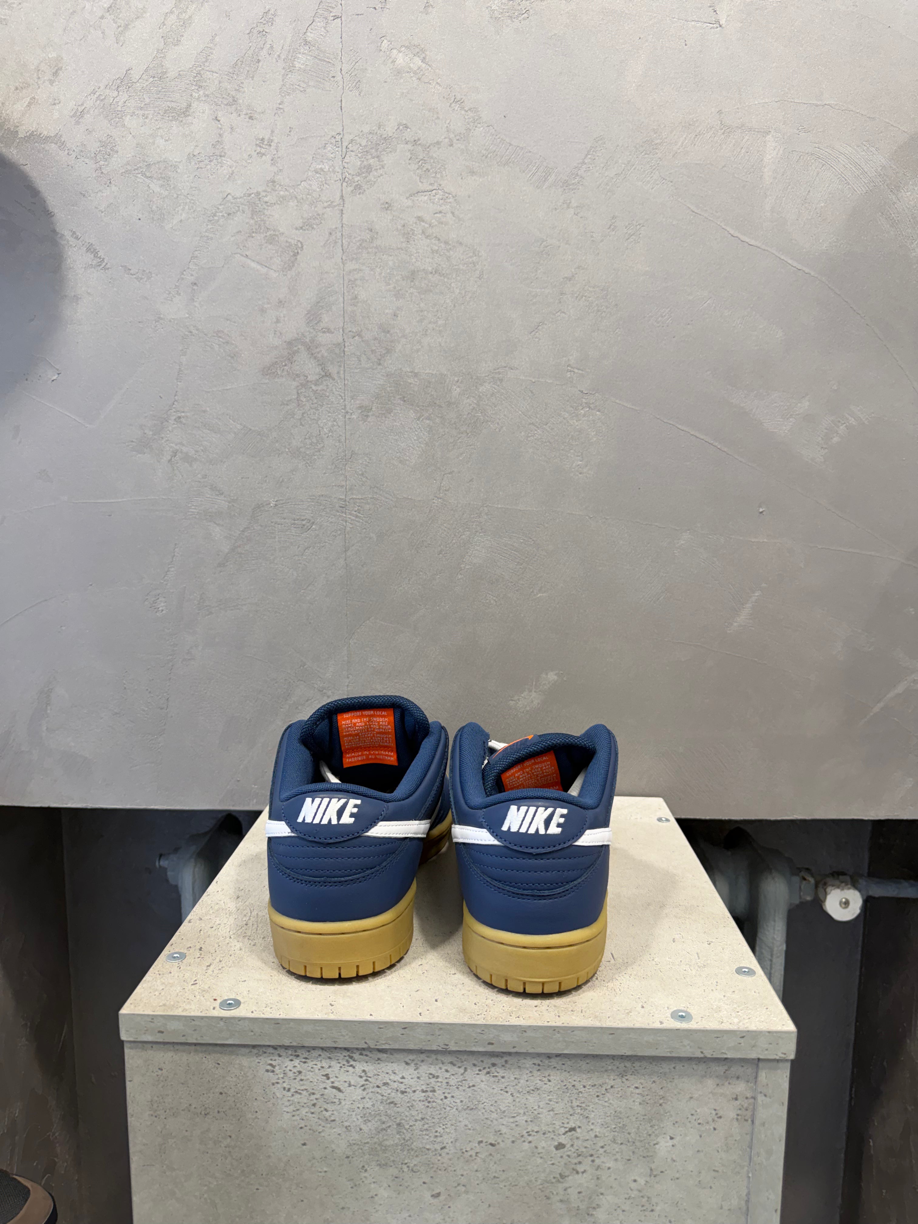 Nike SB Dunk Low Navy Gum (42 EU)