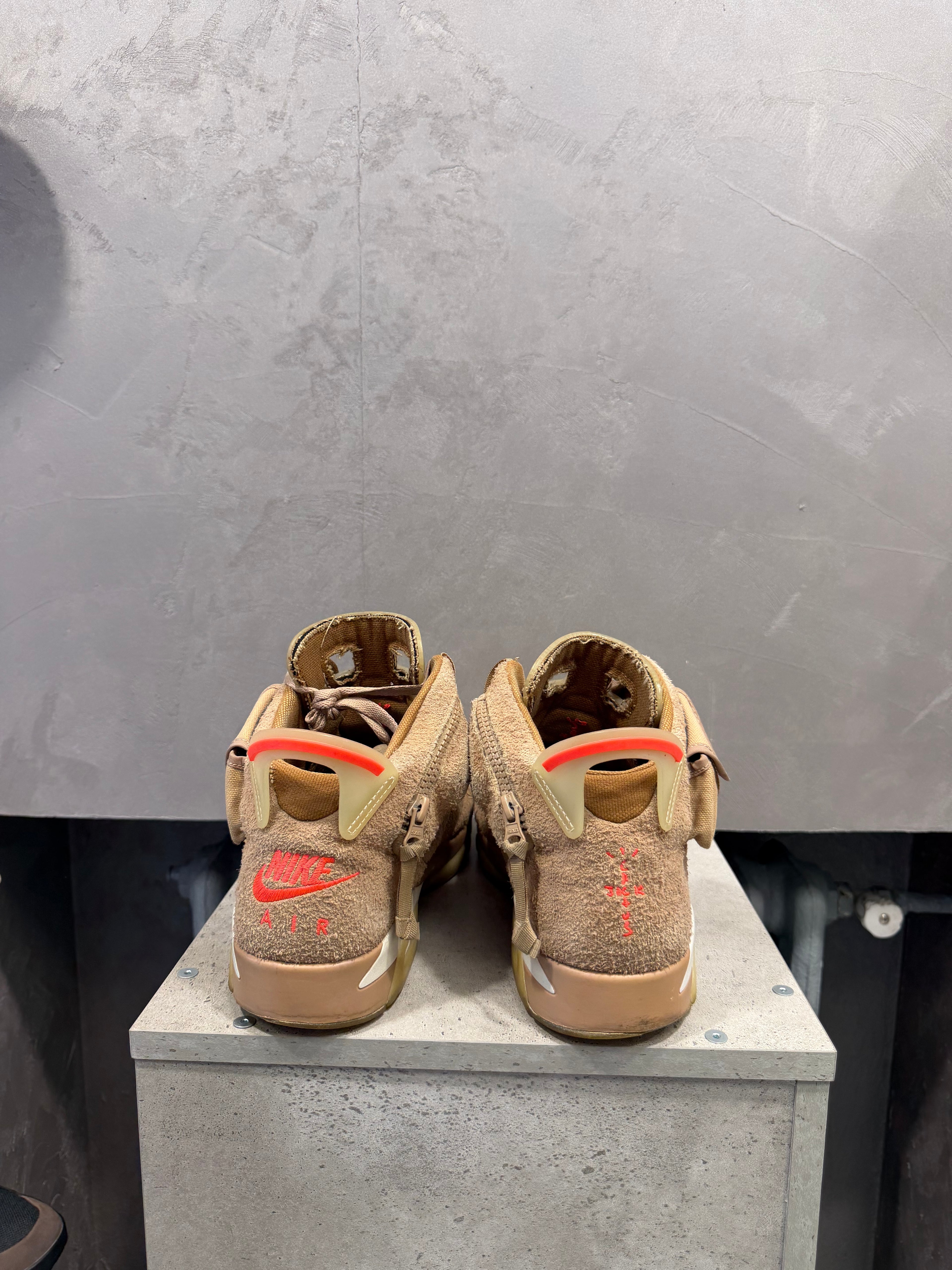 Air Jordan 6 Retro Travis Scott British Khaki (46 EU)