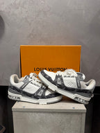 Louis Vuitton Trainer Monogram Denim Grey White (LV7,5 - 42,5 EU)
