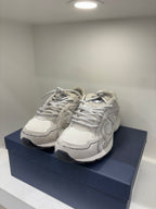 Dior B30 Countdown Ecru  (43 EU)