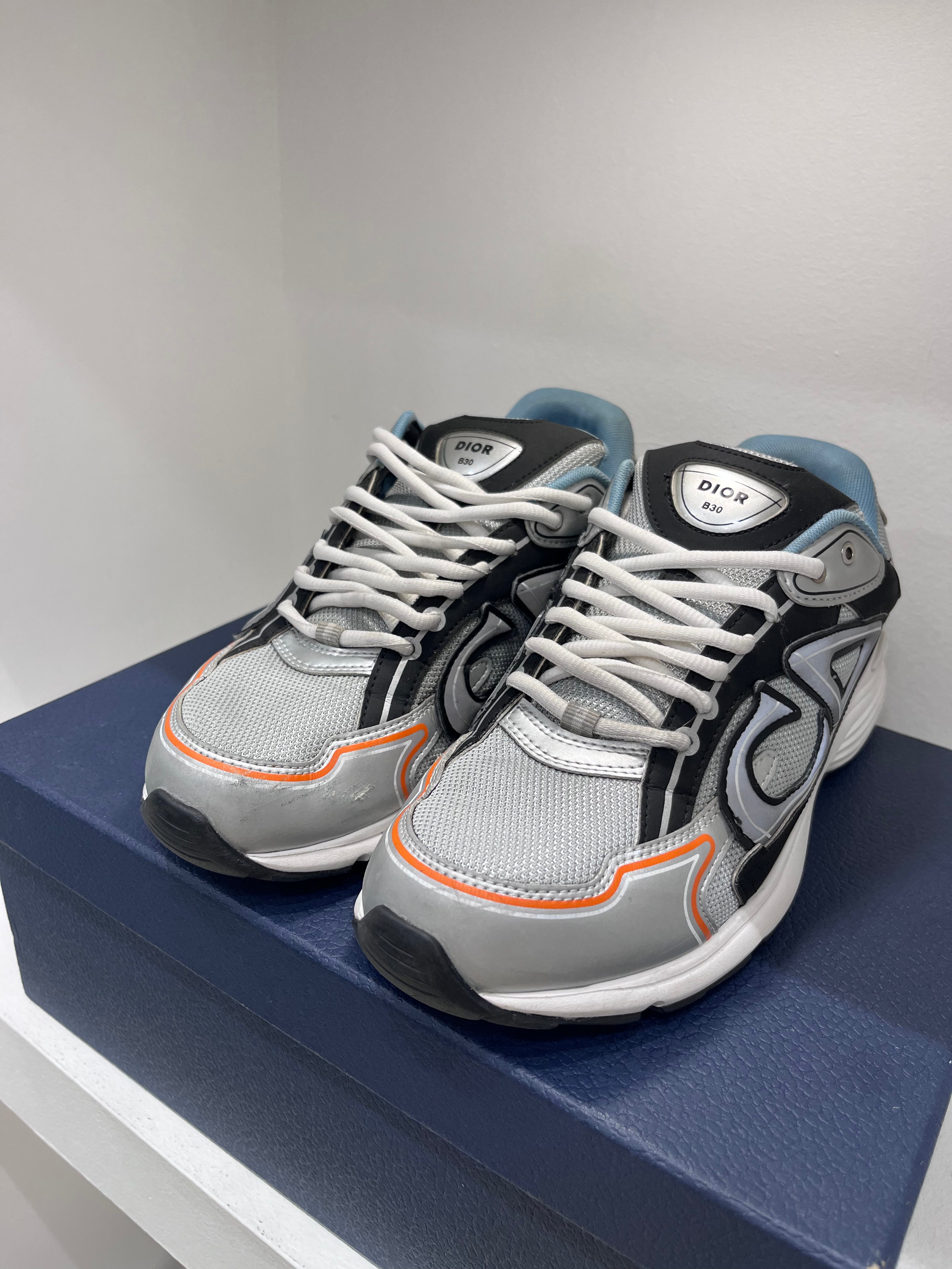 Dior B30 Silver Dark Grey (42 EU)