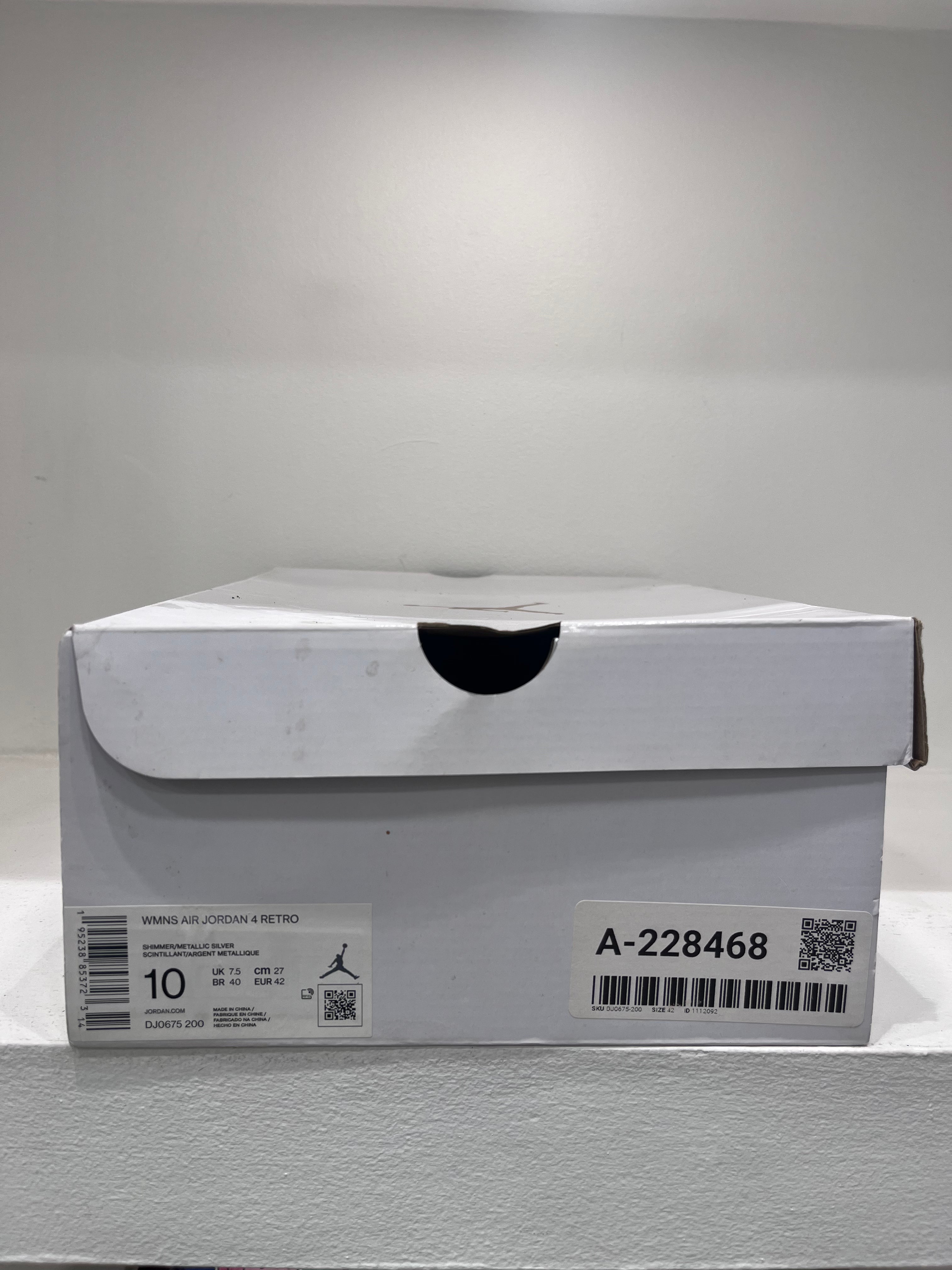 Air Jordan 4 Retro Shimmer (Women's) (42 EU)