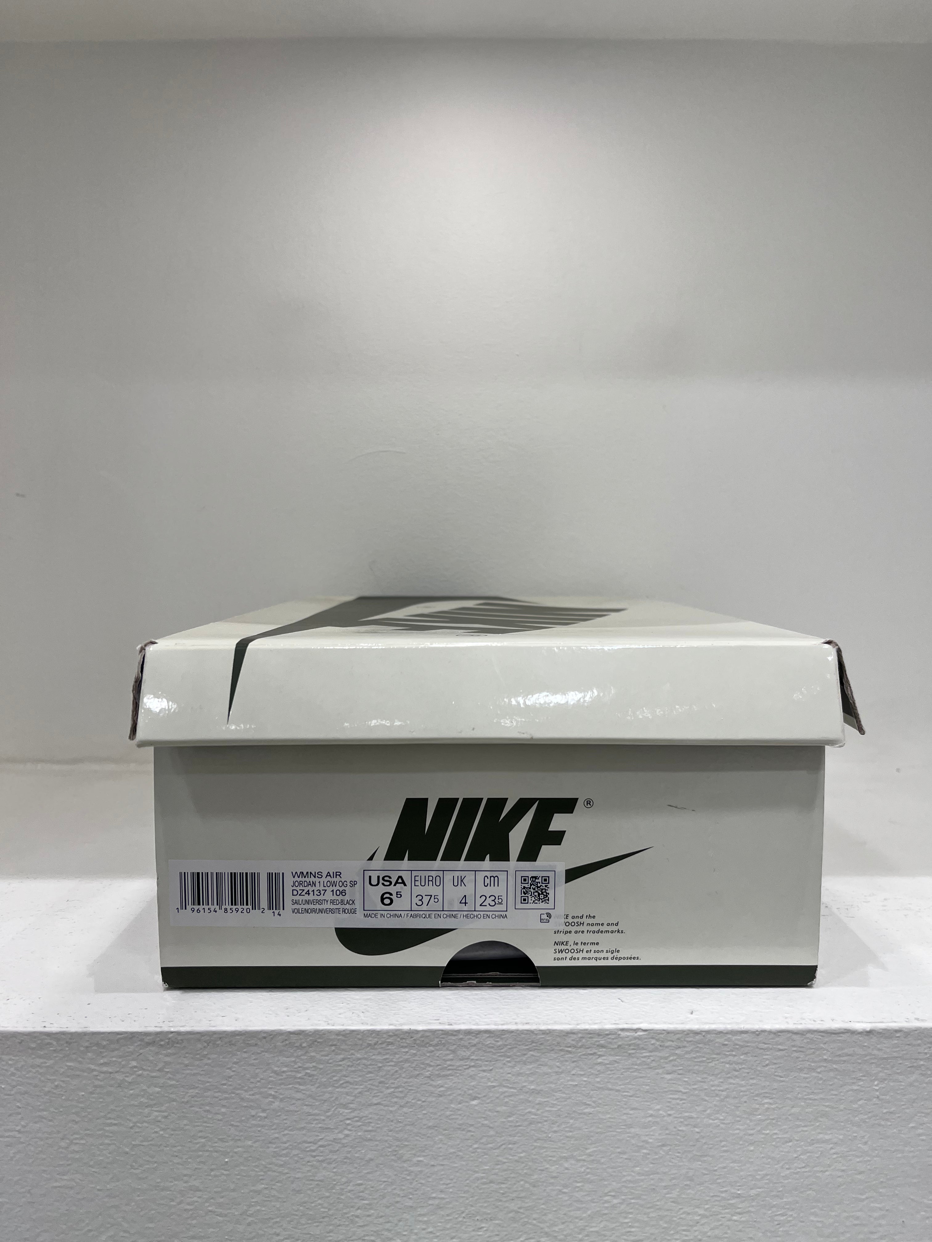 Air Jordan 1 Retro Low OG SP Travis Scott Olive (Women's) (37,5 EU)