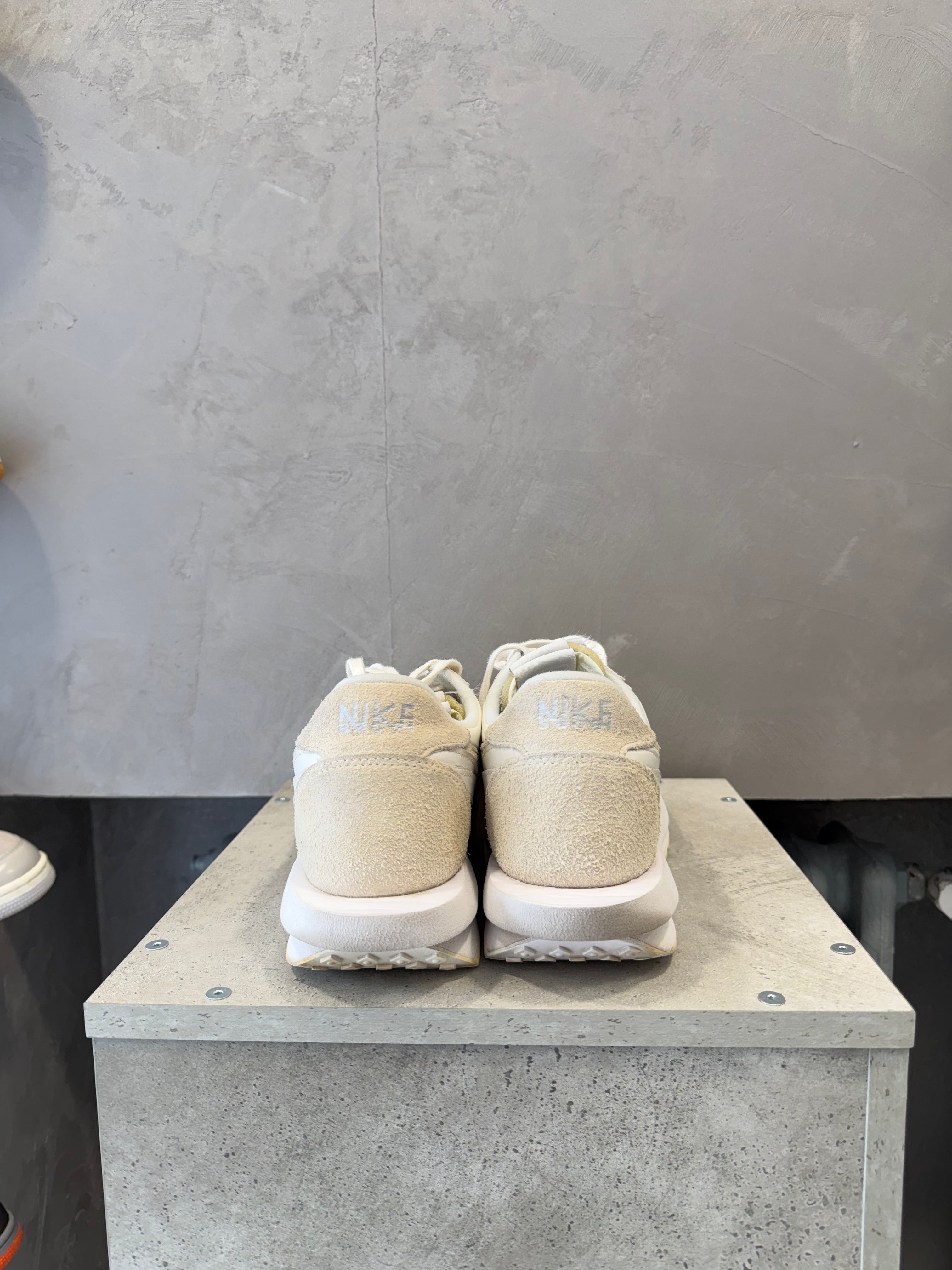 Nike LD Waffle sacai White Nylon (45,5 EU)