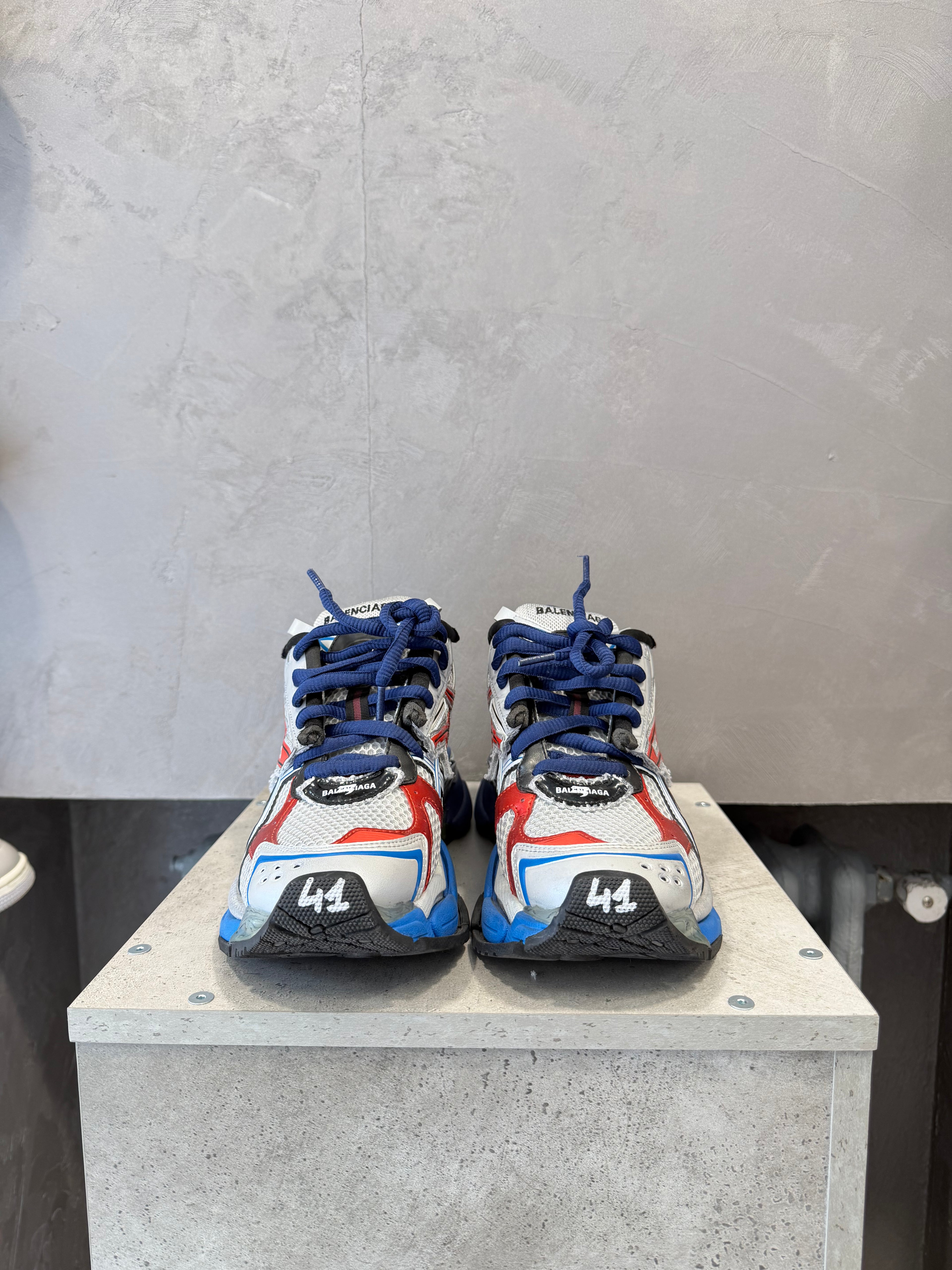 Balenciaga Runner Grey Blue Red Black (41 EU)