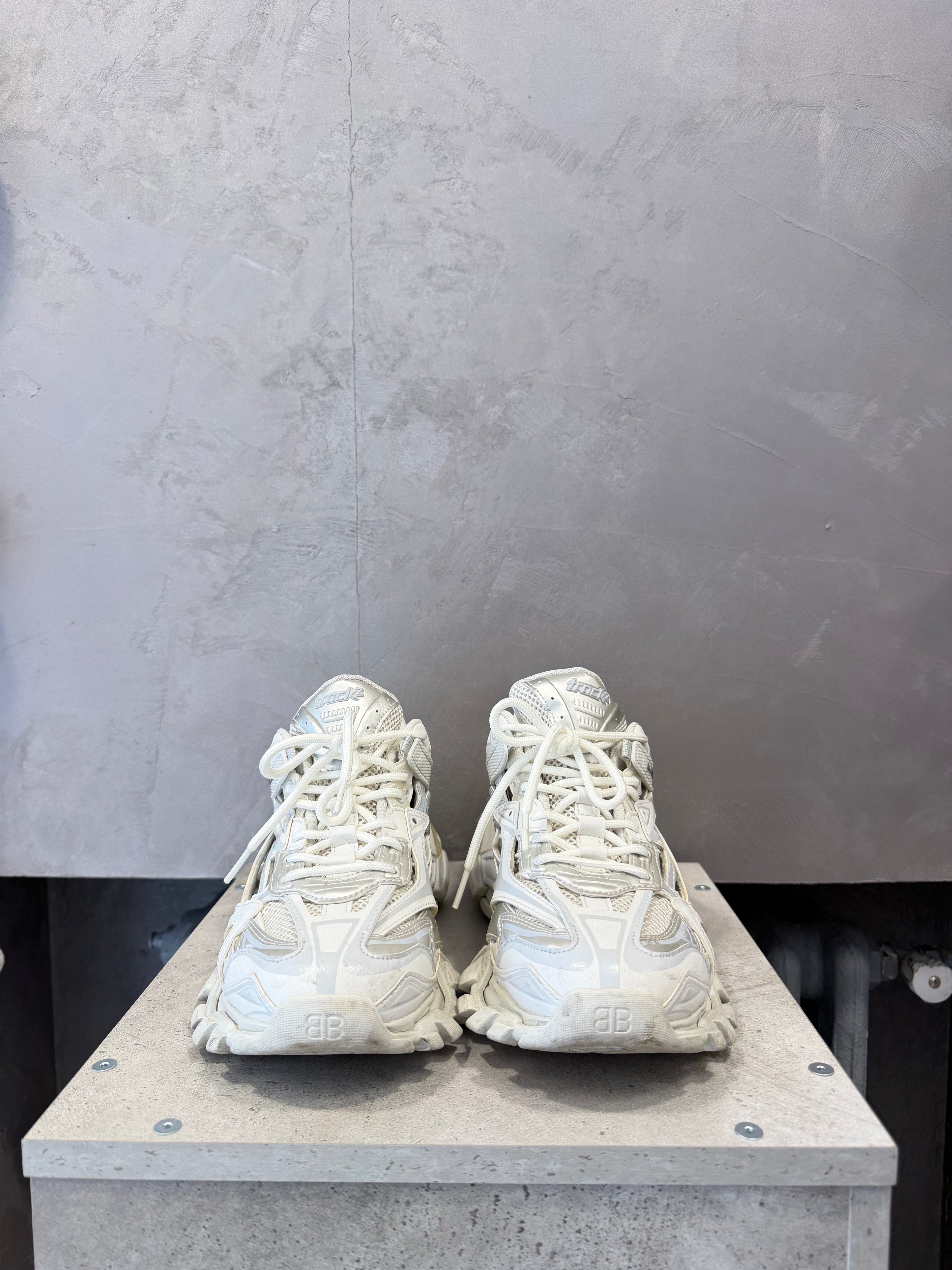 Balenciaga Track 2.0 White (41 EU)
