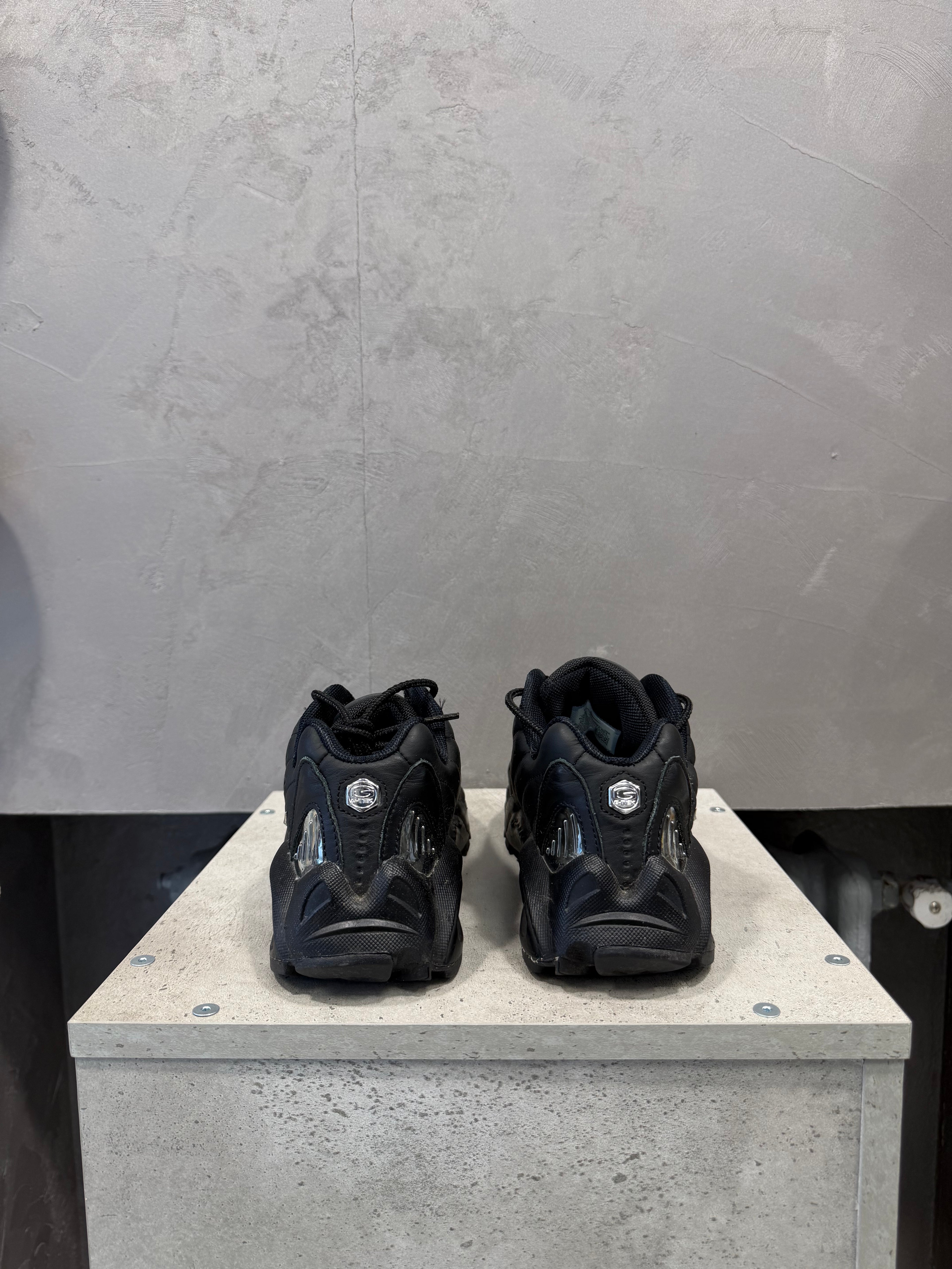 Nike Hot Step Air Terra Drake NOCTA Triple Black (38,5 EU)