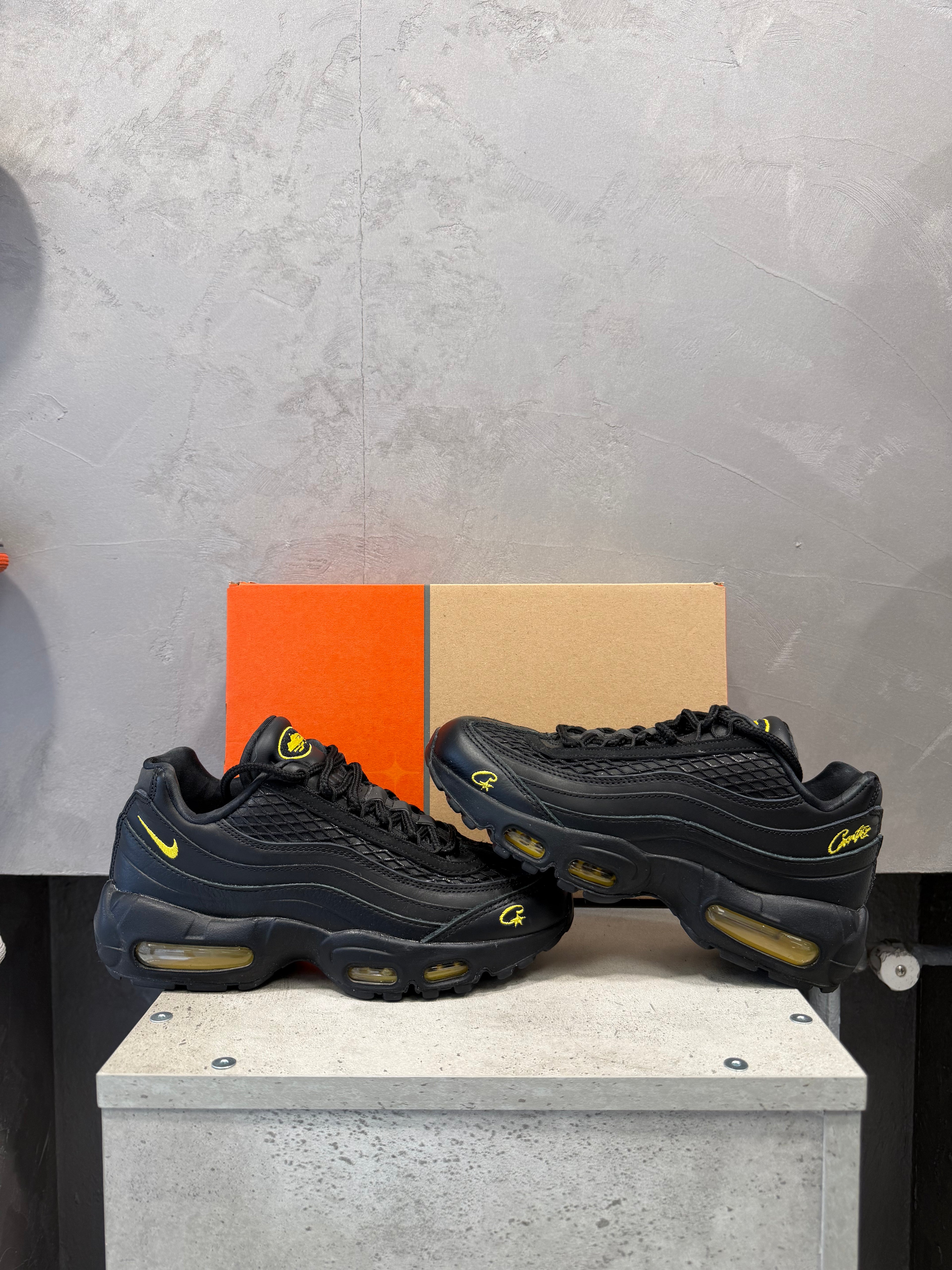 Nike Air Max 95 Corteiz Honey Black (38 EU)