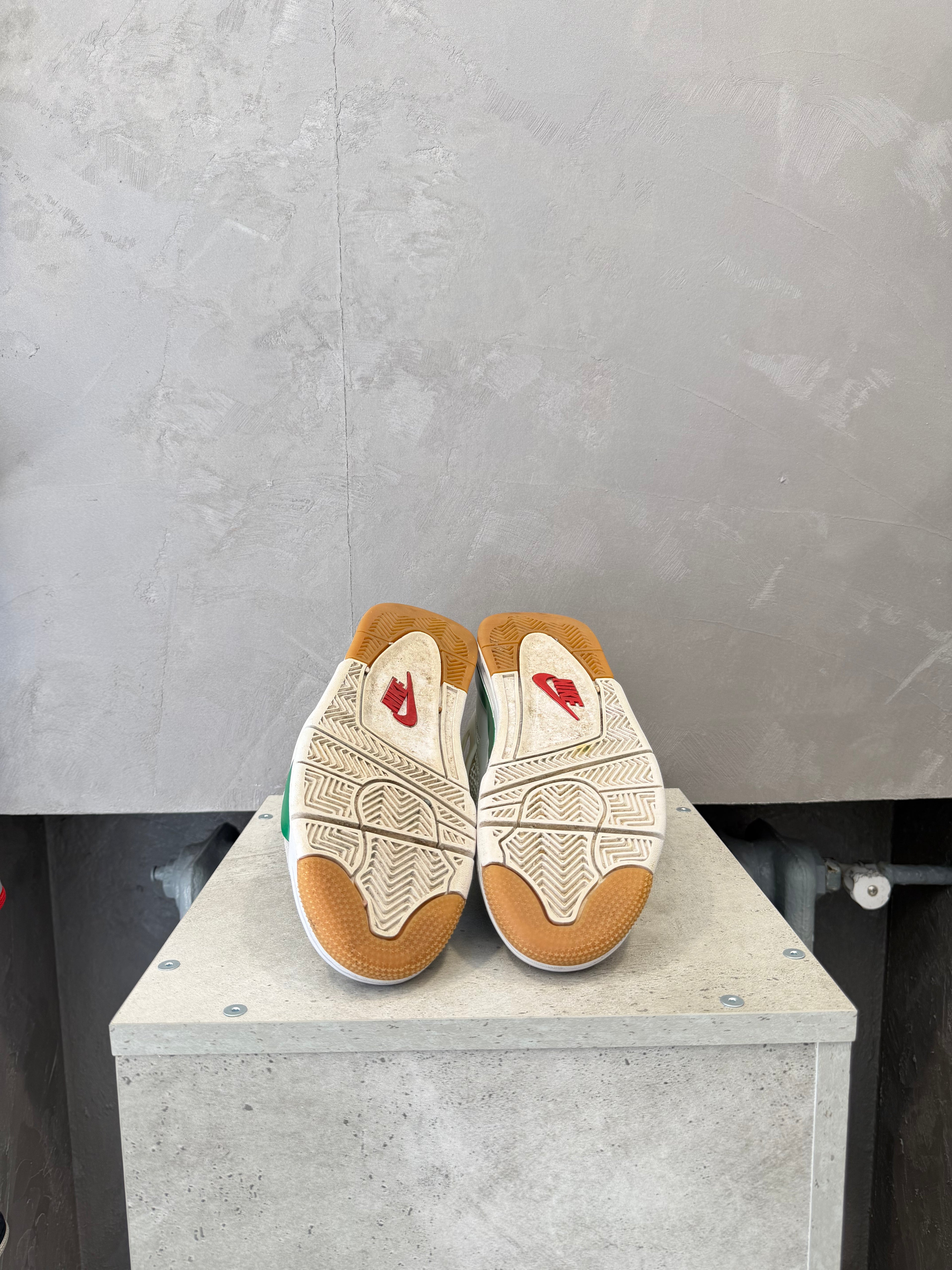 Air Jordan 4 Retro SB Pine Green (38 EU)