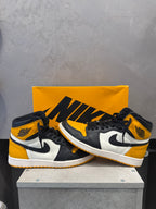 Air Jordan 1 High Retro Taxi (44 EU)