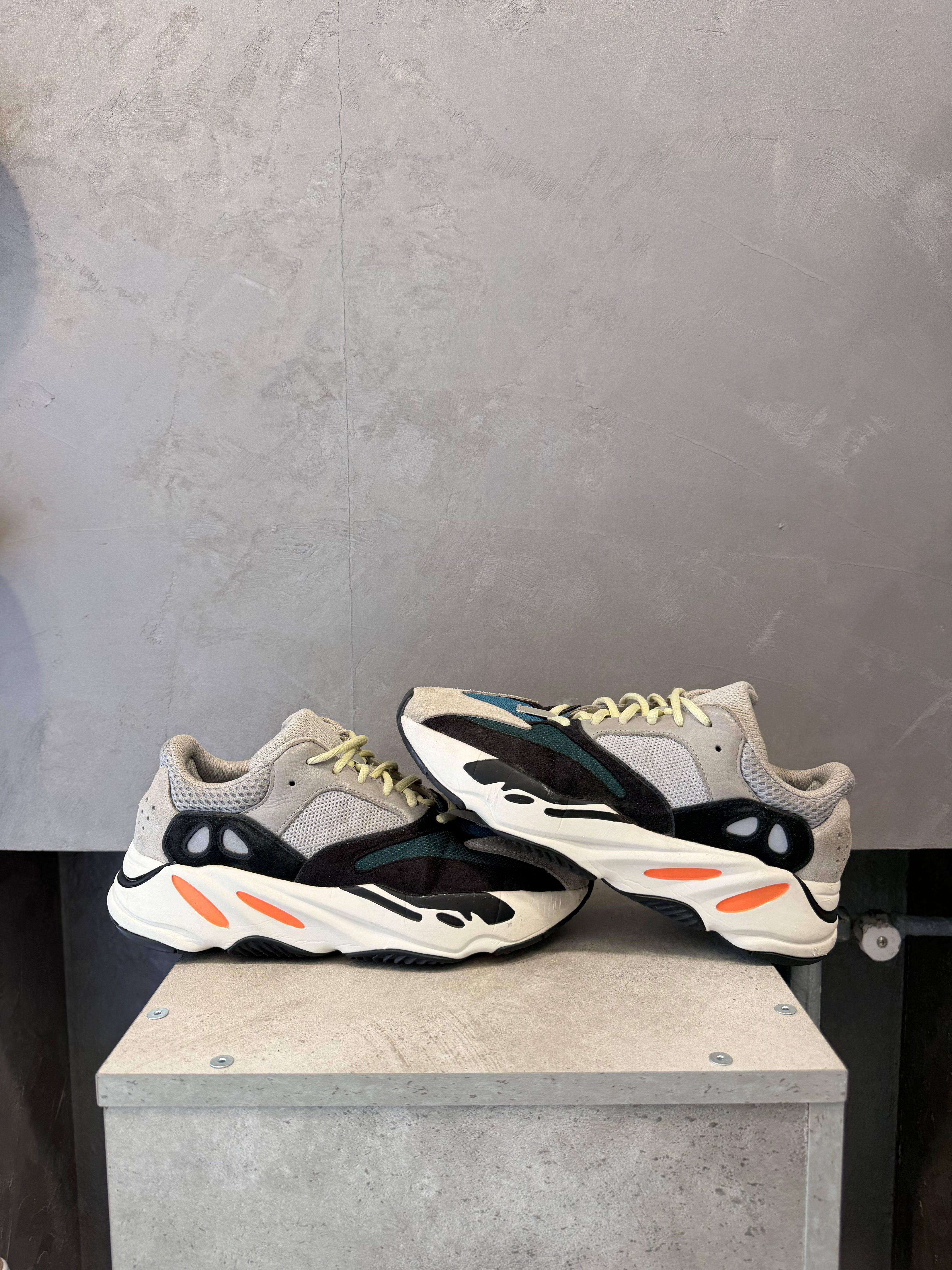 Adidas Yeezy Boost 700 Wave Runner (41 1/3 EU)