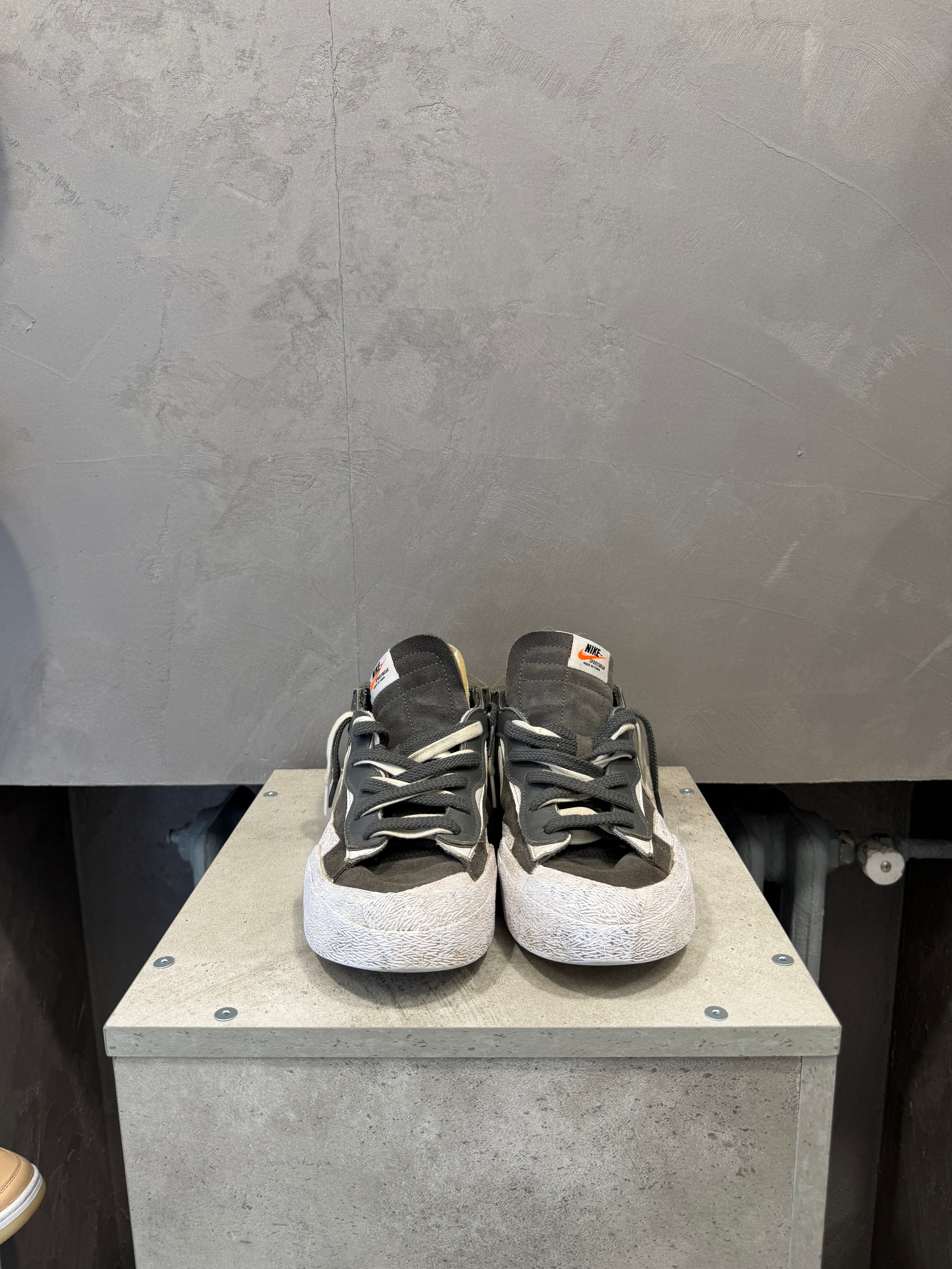 Nike Blazer Low sacai Iron Grey (44 EU)